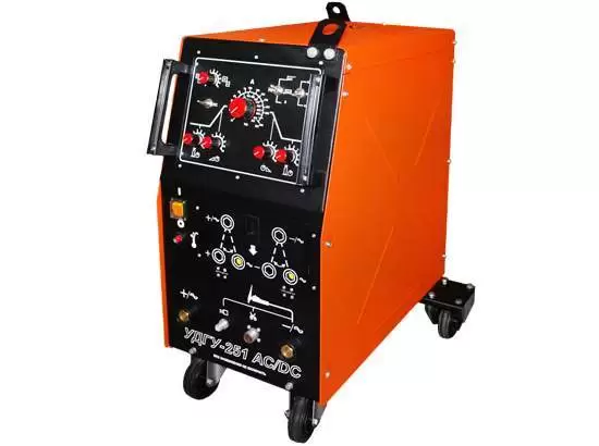 Установка аргонодуговой сварки УДГУ-251 (380 В,5-250 А, AC/DC,ТИГ/ММА)